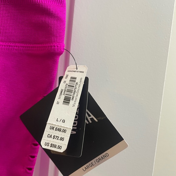 NWT L Victorias Secret Pink Magenta Cropped Leggings - Picture 3 of 4